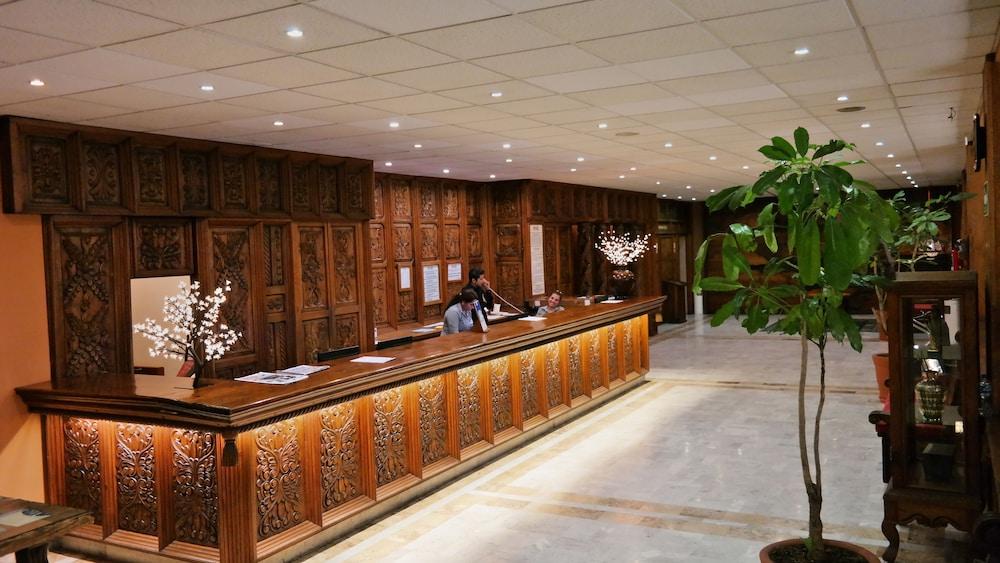 Plaza Uruapan Hotel מראה חיצוני תמונה